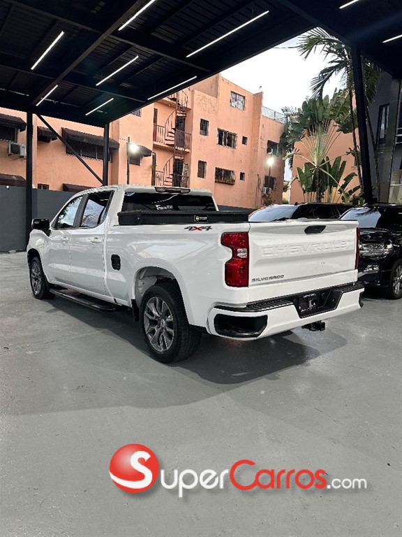 2019 Chevrolet Silverado LTZ — foto 8 / 9