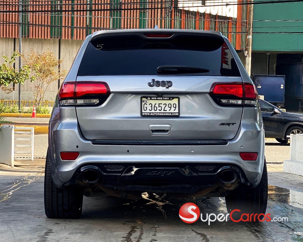 2016 Jeep Grand Cherokee SRT8 — foto 12 / 12