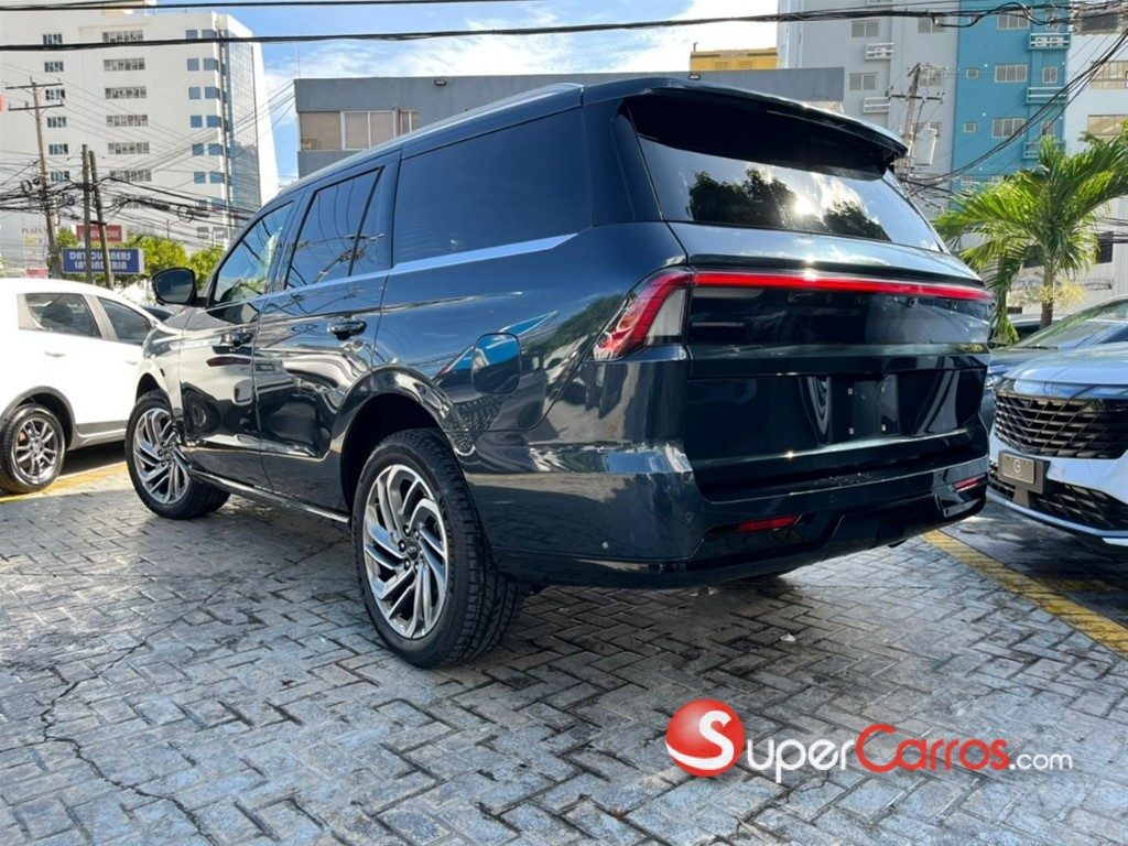 2025 Lincoln Navigator Reserve I — foto 2 / 12