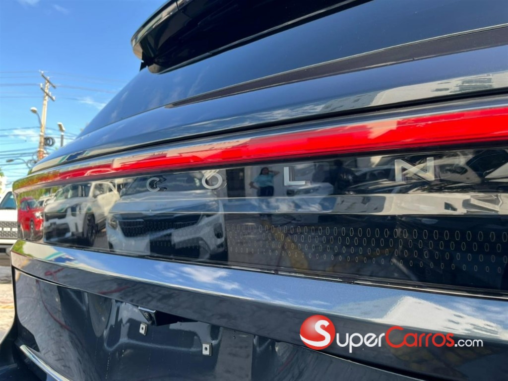 2025 Lincoln Navigator Reserve I — foto 5 / 12