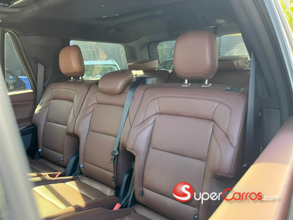 2025 Lincoln Navigator Reserve I — foto 12 / 12