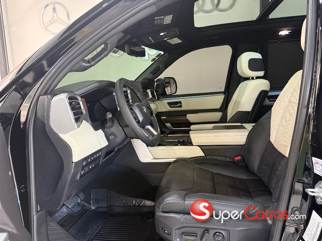 2023 Toyota Sequoia Capstone — foto 6 / 12