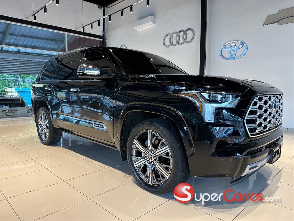2023 Toyota Sequoia Capstone — foto 12 / 12