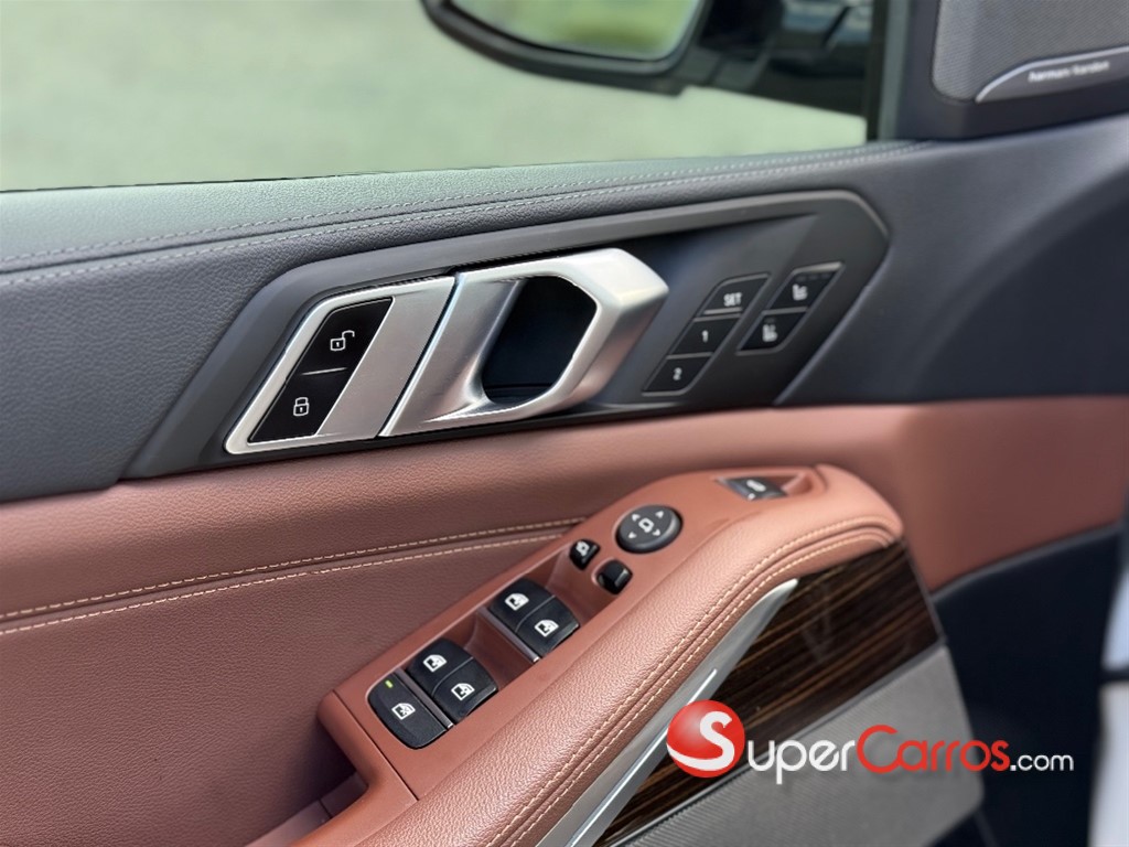2021 BMW X 5 M Sport Package — foto 7 / 12