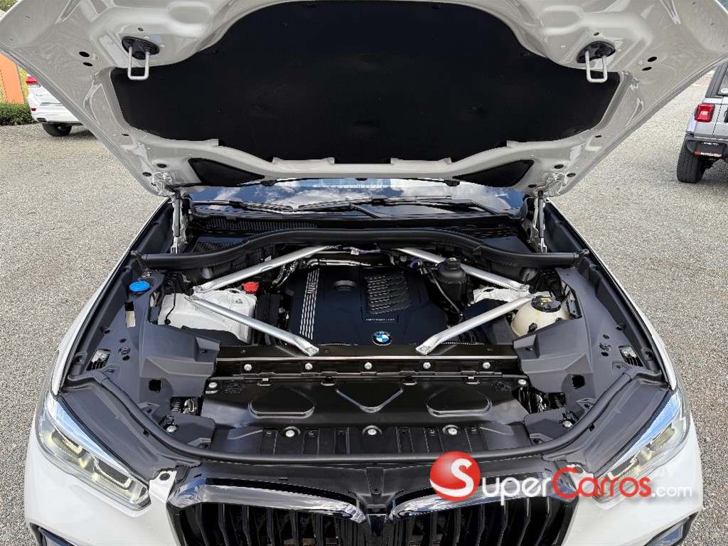2021 BMW X 5 M Sport Package — foto 11 / 12