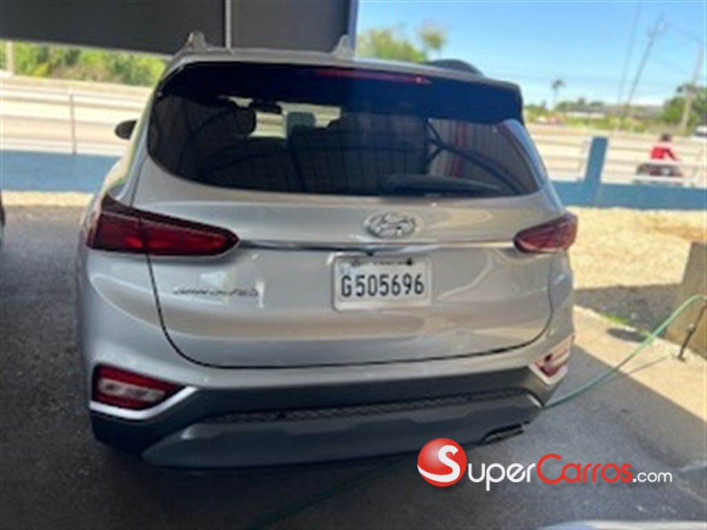 2020 Hyundai Santa Fe SE — foto 6 / 8