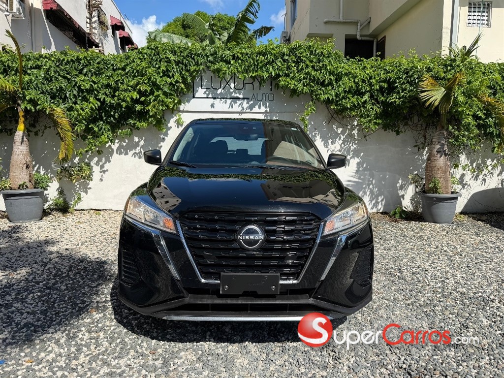 2022 Nissan Kicks SV — foto 3 / 9