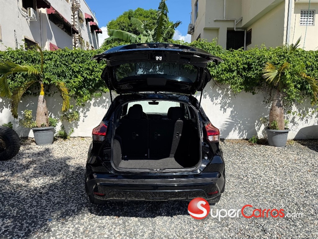 2022 Nissan Kicks SV — foto 9 / 9
