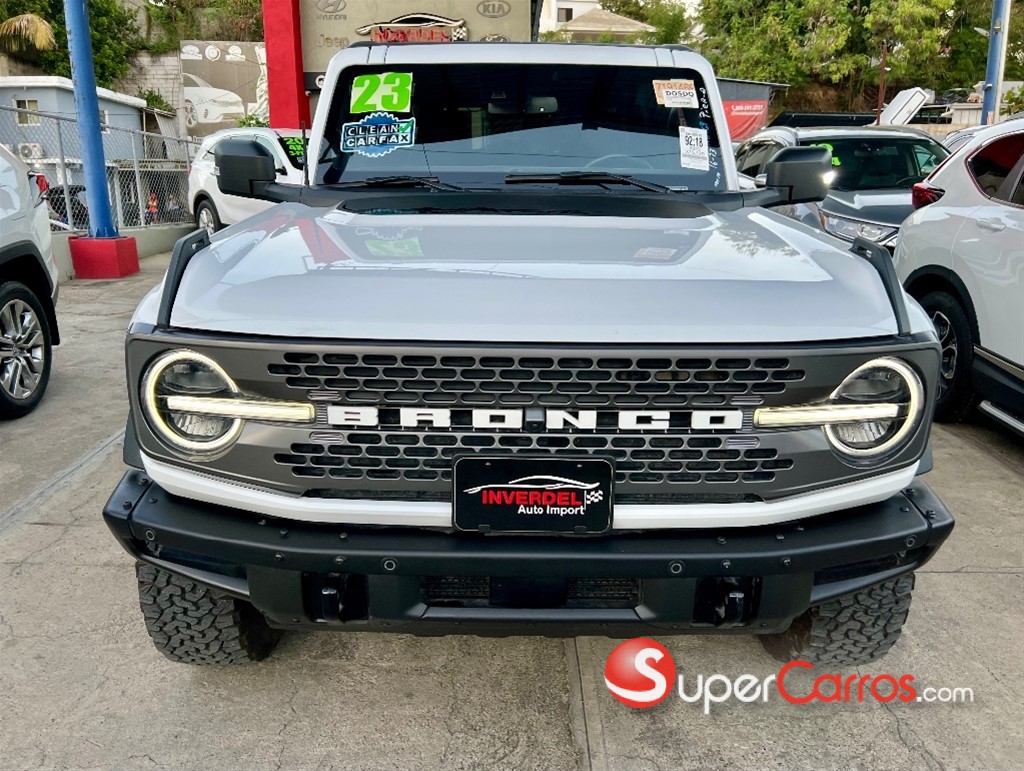 2023 Ford Bronco Wildtrak — foto 2 / 12