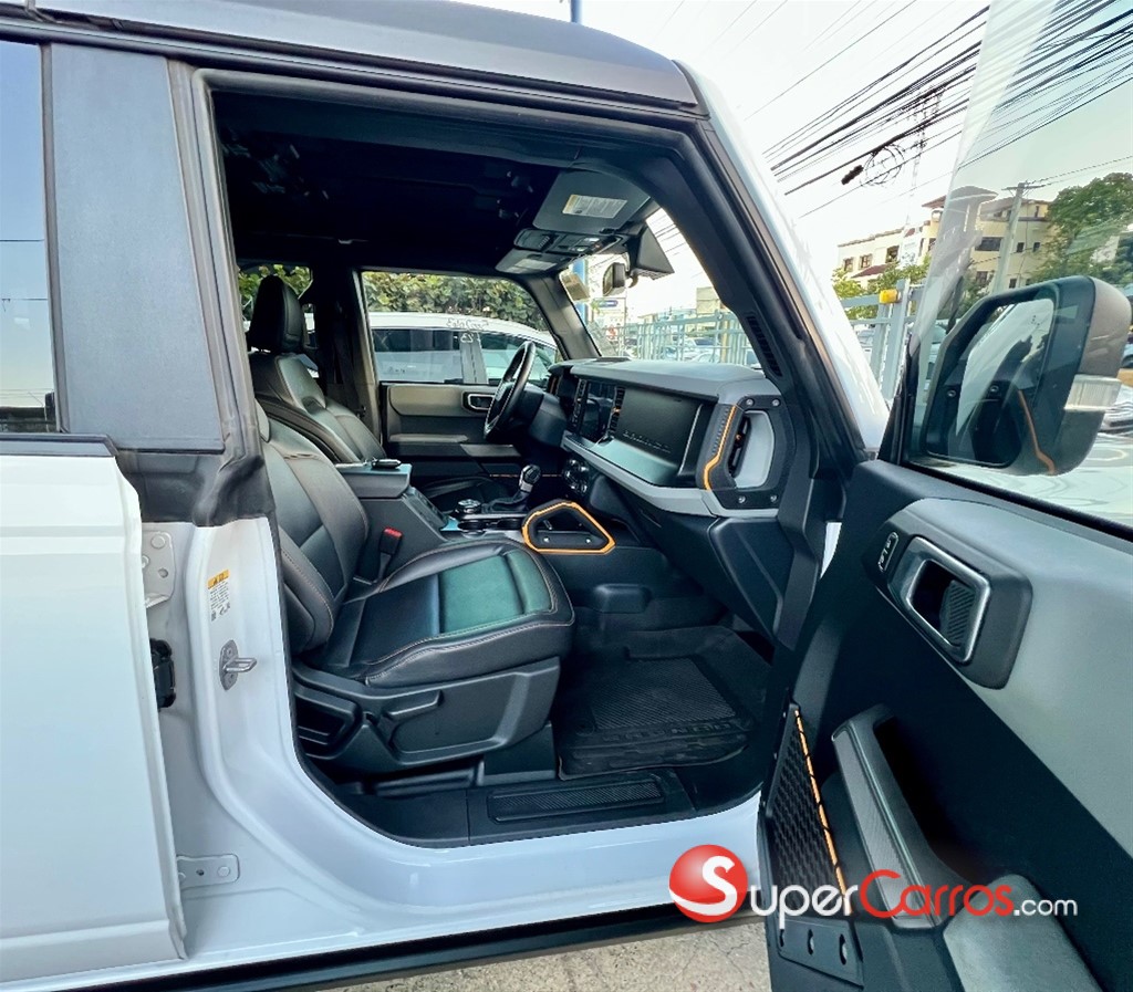 2023 Ford Bronco Wildtrak — foto 9 / 12
