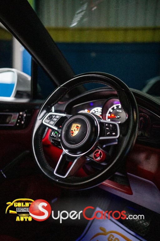 2021 Porsche Cayenne Coupe — foto 8 / 12