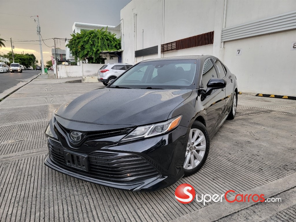 2020 Toyota Camry LE