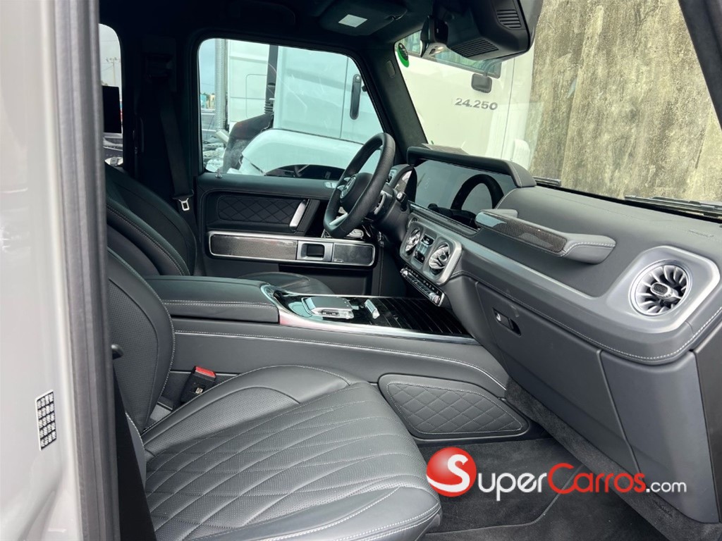 2025 Mercedes-Benz Clase G 550 — foto 6 / 11