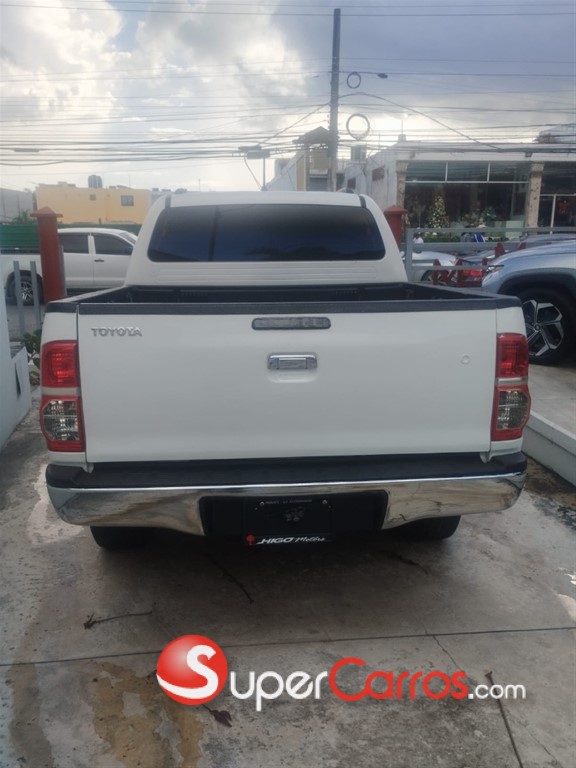2013 Toyota Hilux SRV — foto 7 / 7