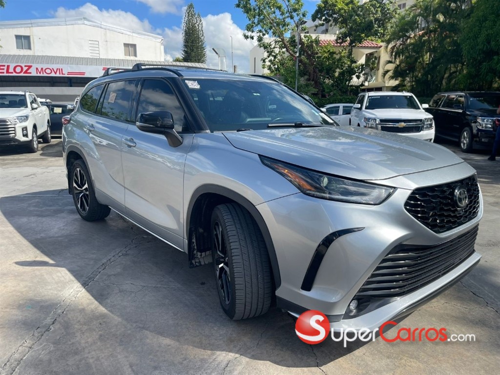 2022 Toyota Highlander XSE — foto 2 / 10