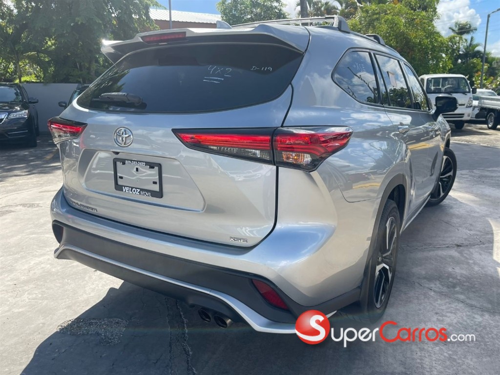 2022 Toyota Highlander XSE — foto 4 / 10