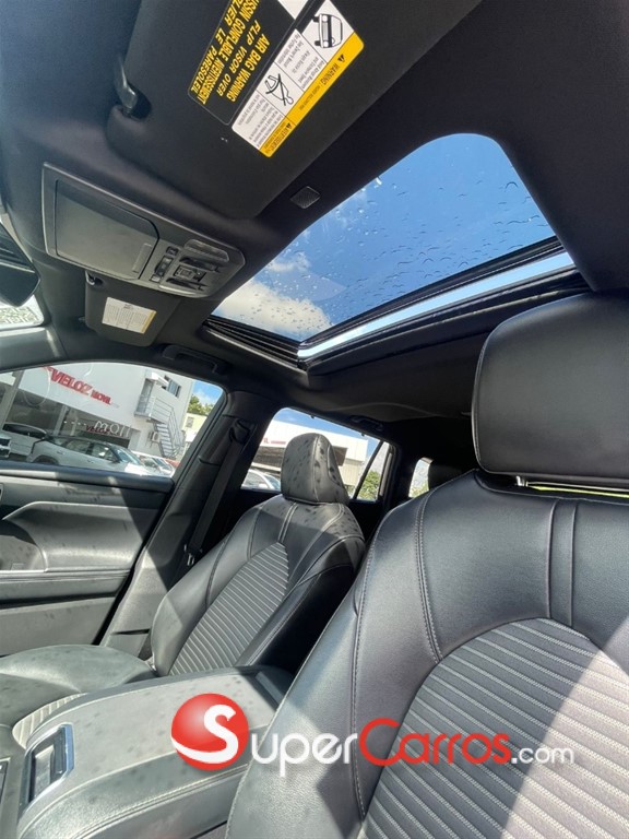 2022 Toyota Highlander XSE — foto 8 / 10