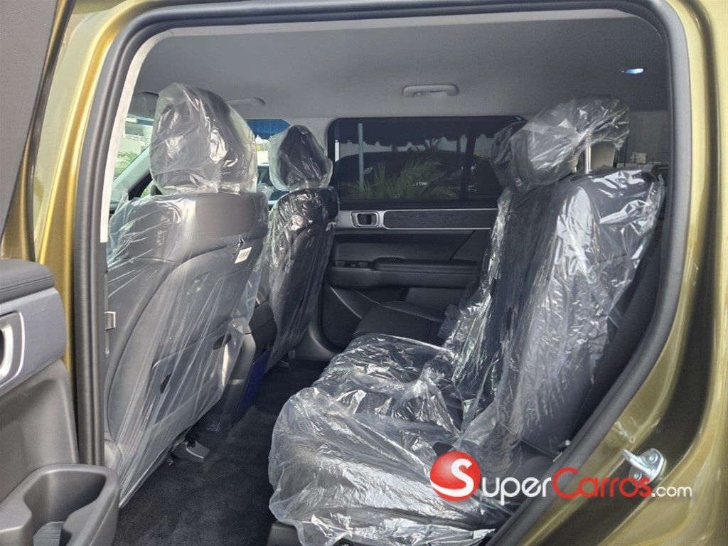 2024 Hyundai Santa Fe — foto 2 / 12