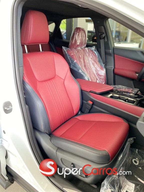 2026 Lexus NX 350 Hybrid — foto 7 / 7