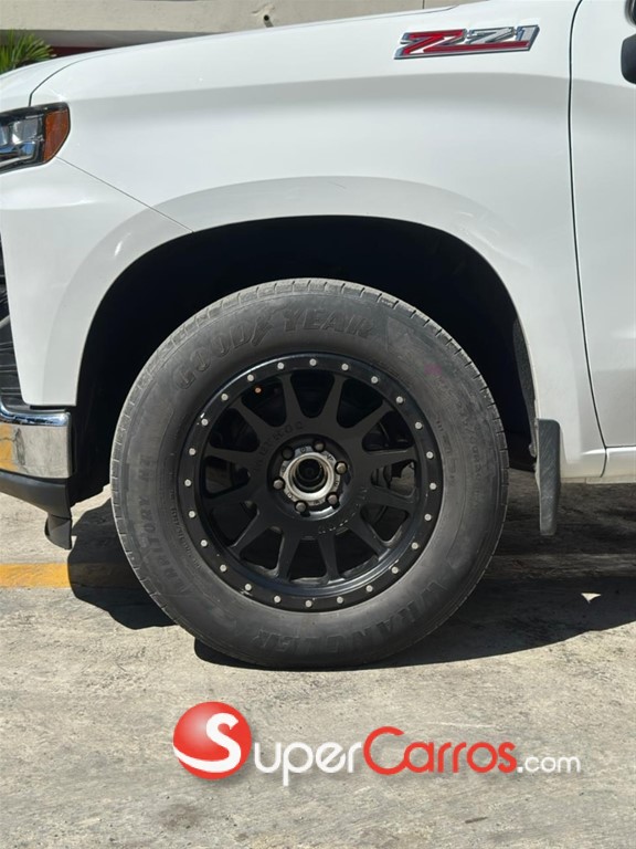 2021 Chevrolet Silverado 1500 LTZ Duramax — foto 7 / 12