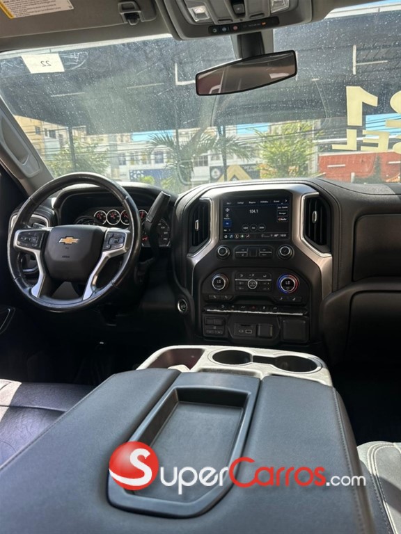 2021 Chevrolet Silverado 1500 LTZ Duramax — foto 10 / 12