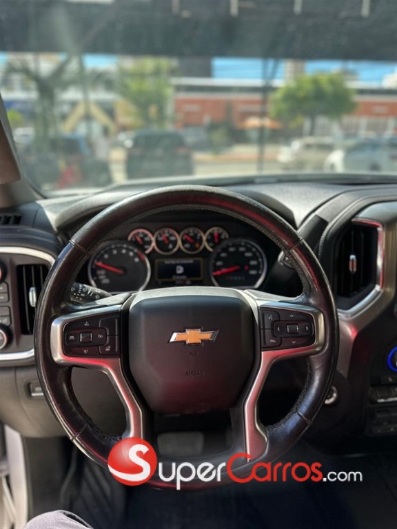 2021 Chevrolet Silverado 1500 LTZ Duramax — foto 11 / 12