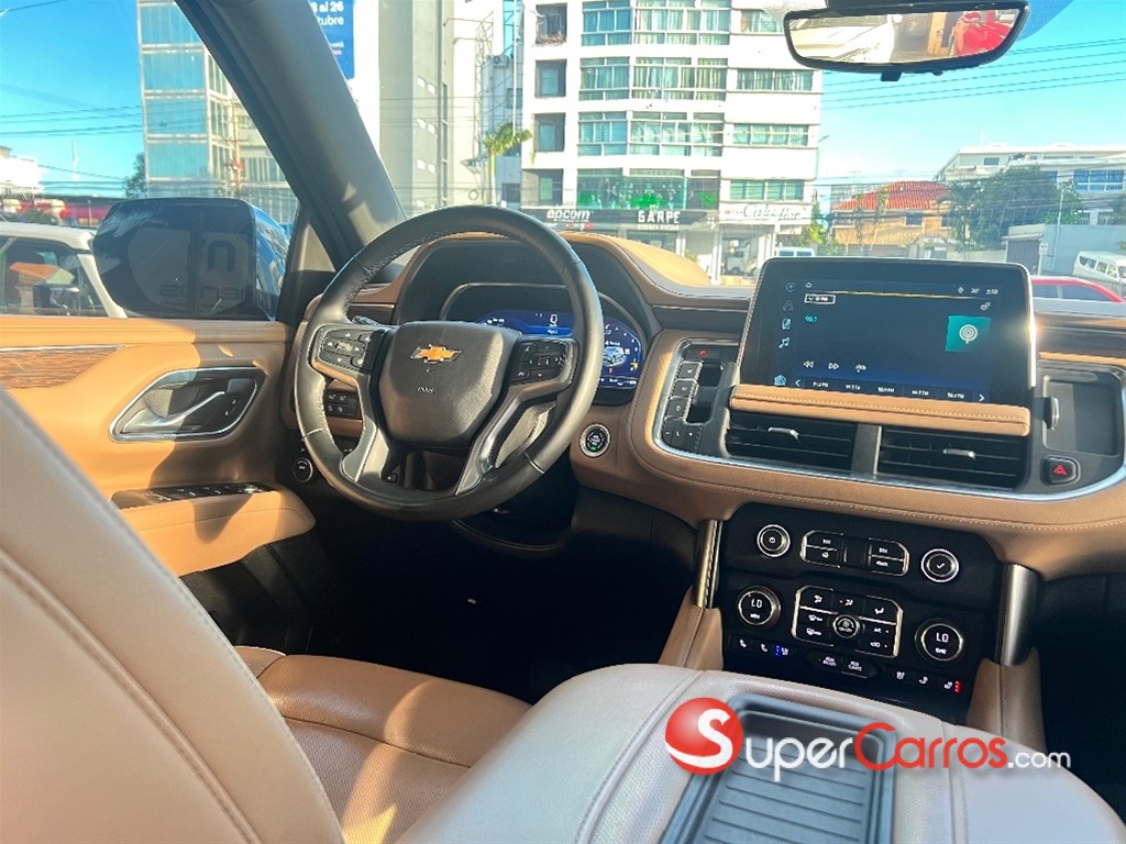 2022 Chevrolet Suburban Premier — foto 9 / 12