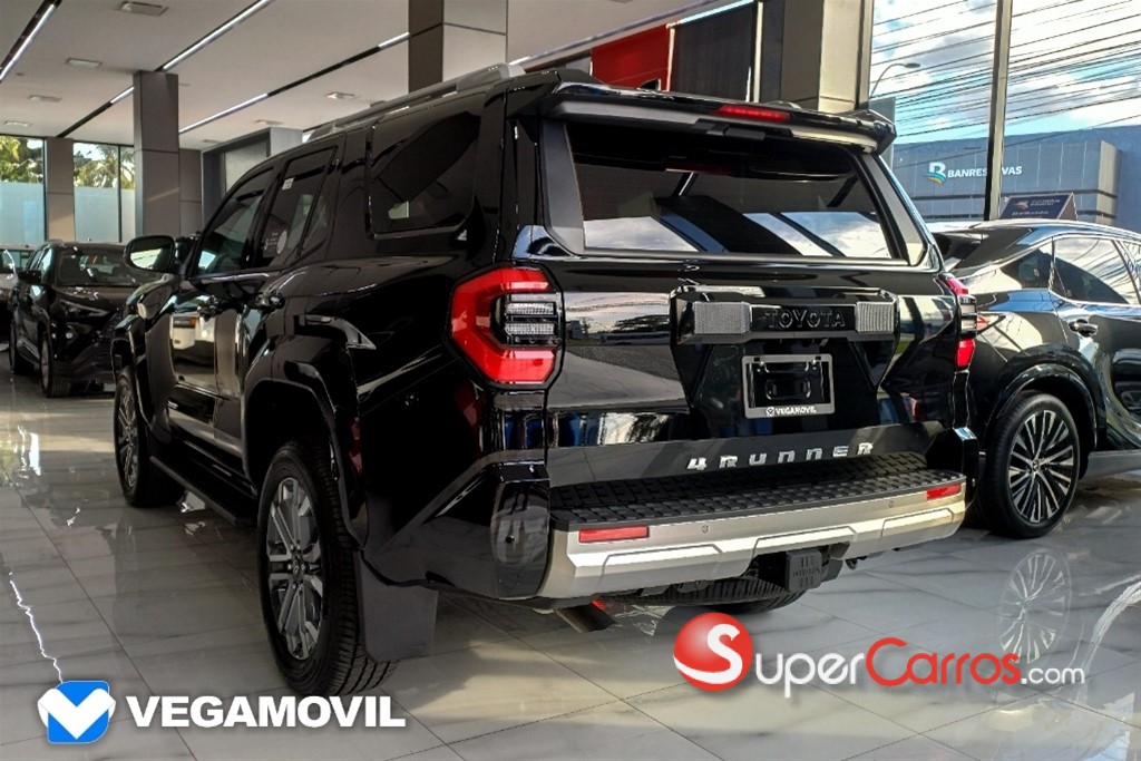 2026 Toyota 4 Runner Limited — foto 4 / 12