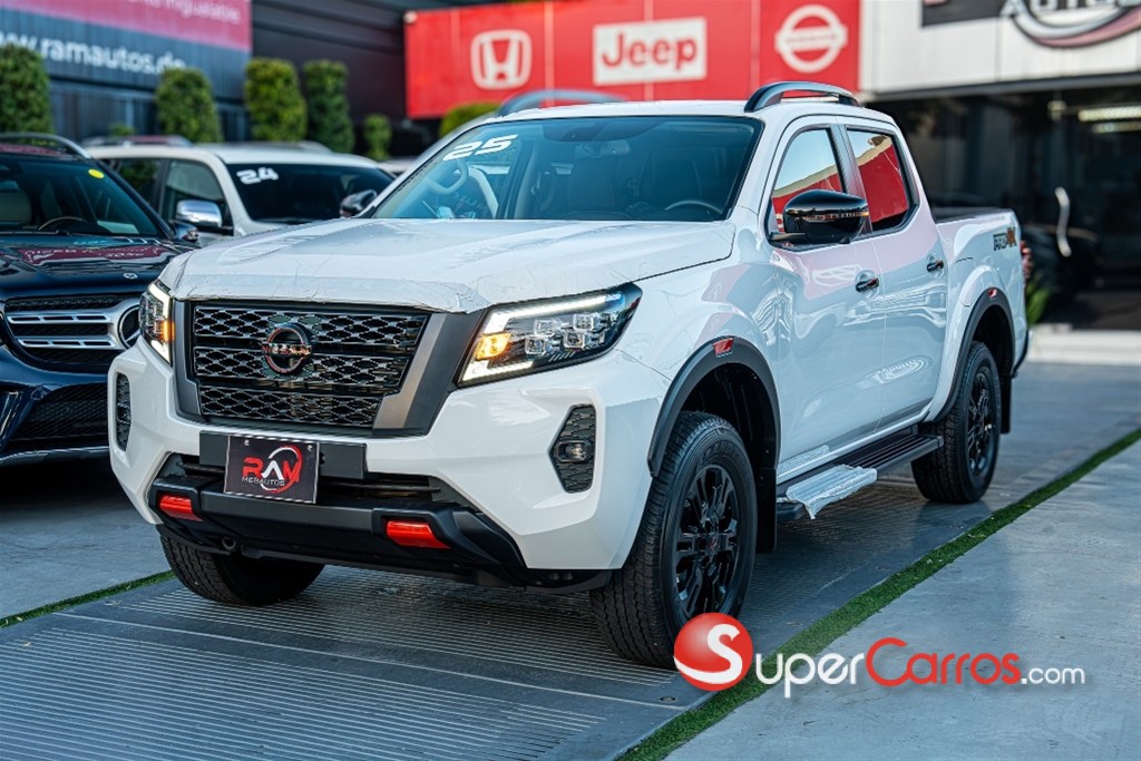 2025 Nissan Frontier Pro-4X