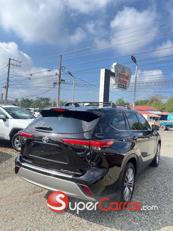 2020 Toyota Highlander Platinum — foto 3 / 10
