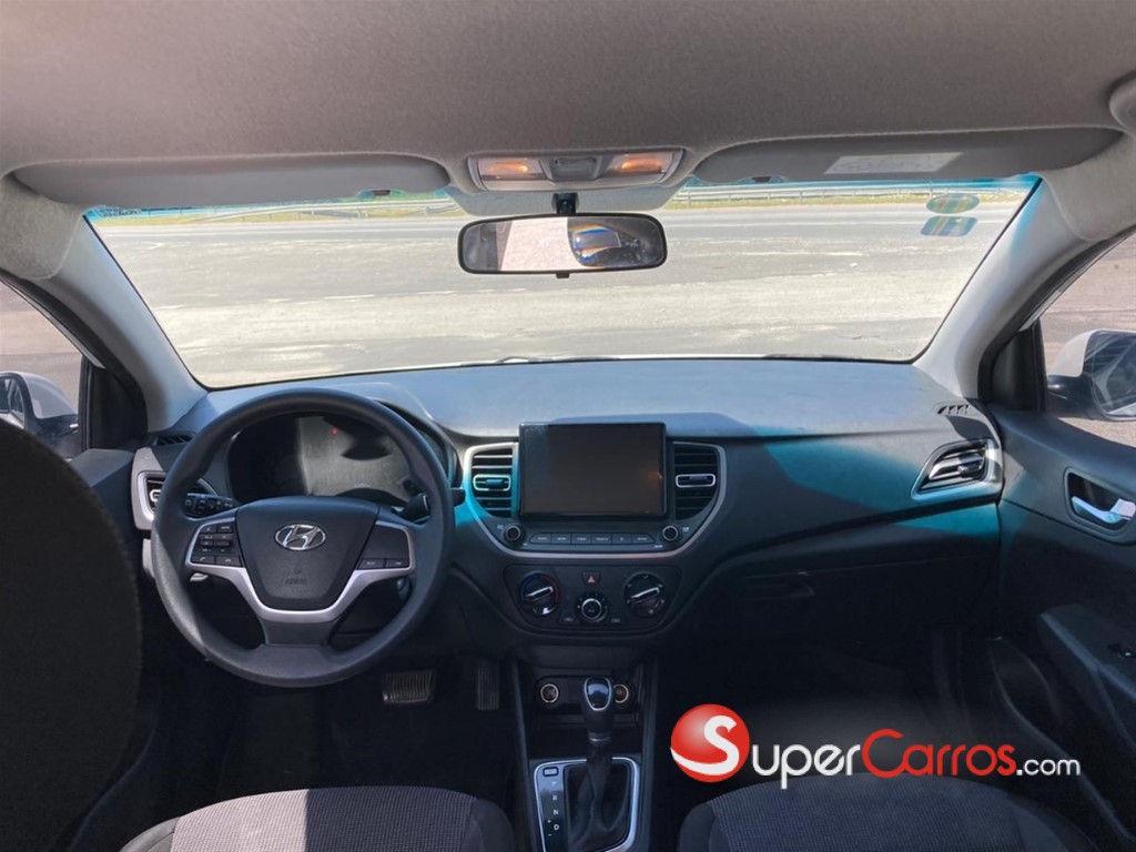 2023 Hyundai Accent — foto 7 / 9