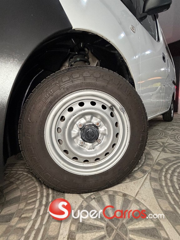 2019 Nissan NV 200 — foto 11 / 12