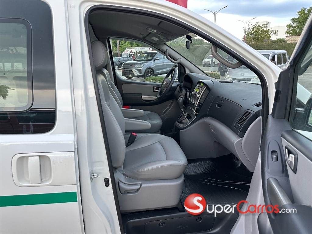 2014 Hyundai Grand Starex AMBULANCIA — foto 6 / 12