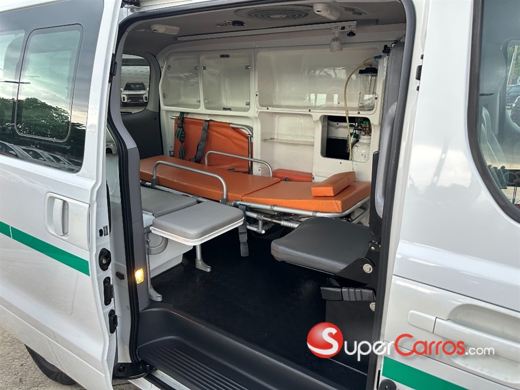 2014 Hyundai Grand Starex AMBULANCIA — foto 9 / 12
