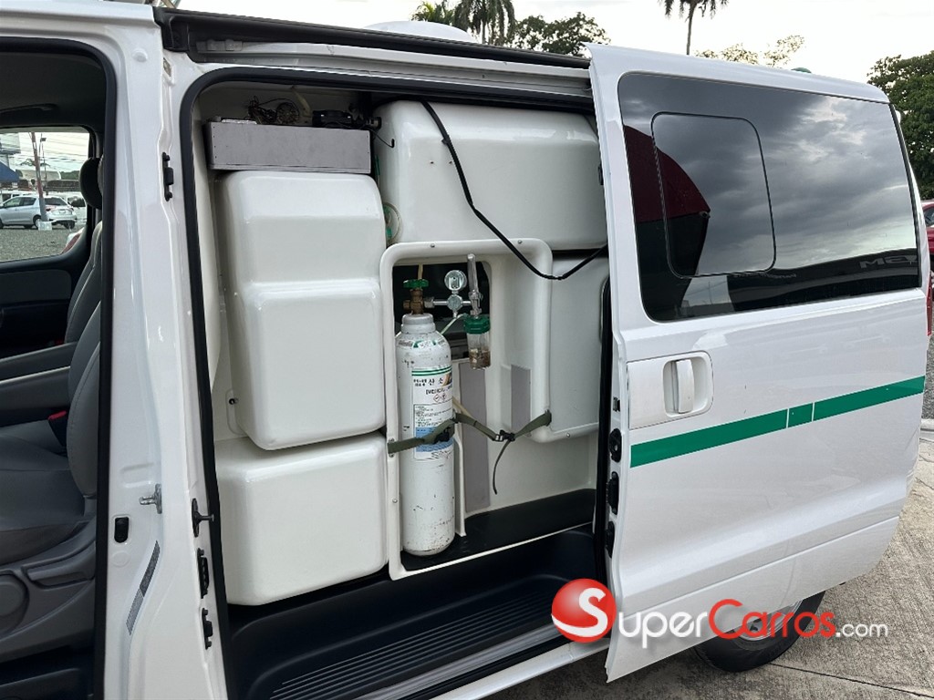 2014 Hyundai Grand Starex AMBULANCIA — foto 11 / 12
