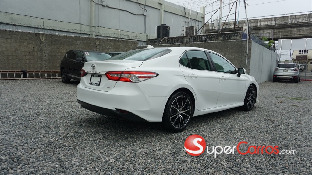 2020 Toyota Camry LE — foto 4 / 10