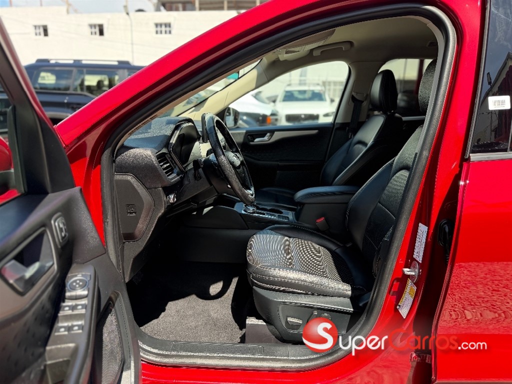 2020 Ford Escape SEL — foto 11 / 11