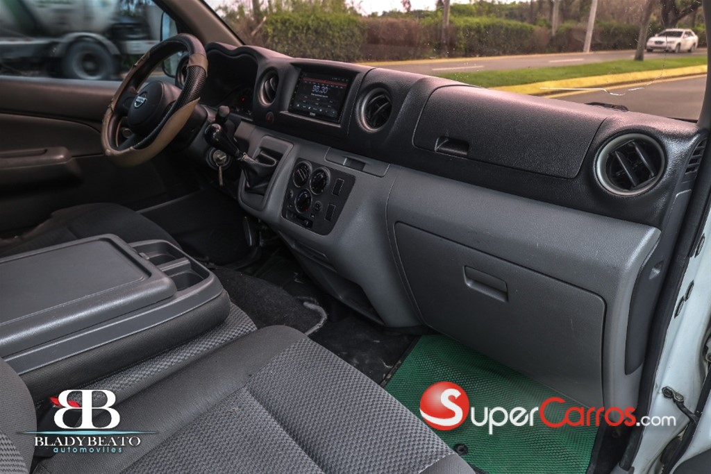 2018 Nissan Urvan Cargo — foto 4 / 10