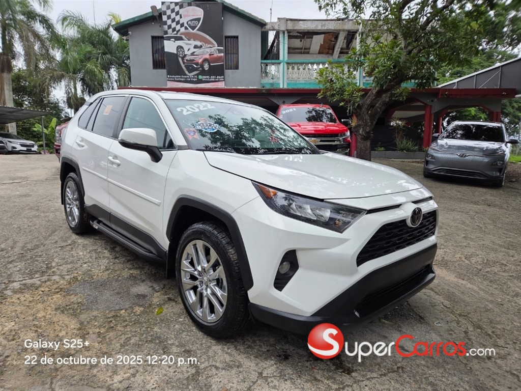 2022 Toyota RAV4 LE PLUS — foto 3 / 12