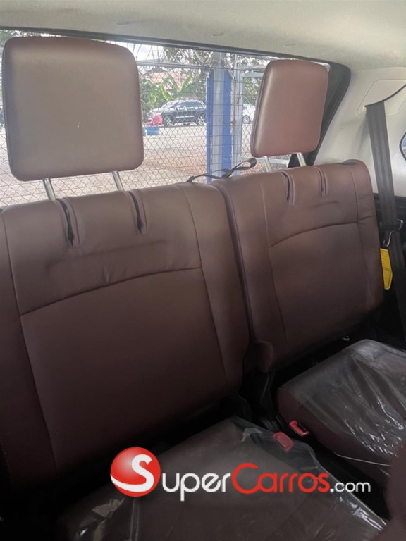 2015 Toyota 4 Runner Limited — foto 8 / 8