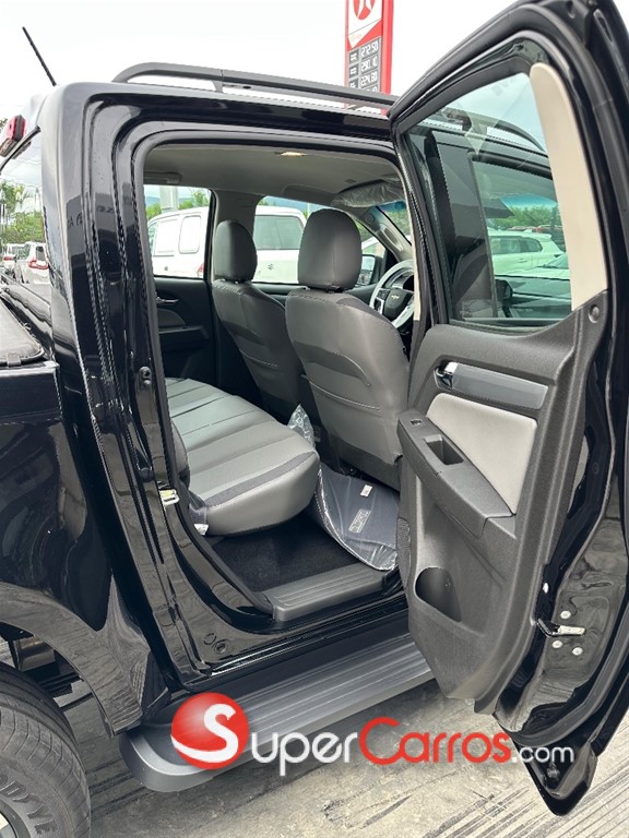 2026 Chevrolet Colorado LTZ — foto 9 / 10