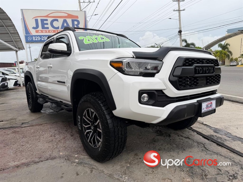 2023 Toyota Tacoma TRD OFF ROAD