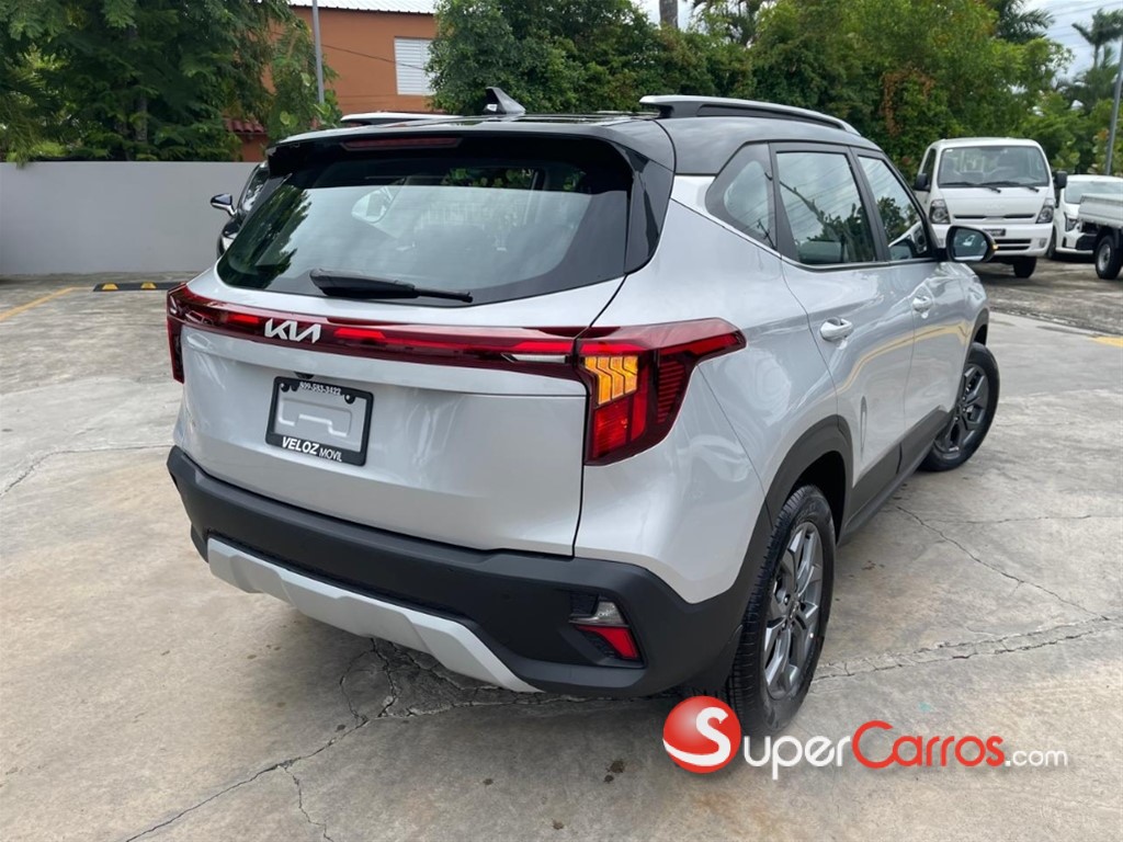 2027 Kia Seltos Luxury — foto 3 / 8
