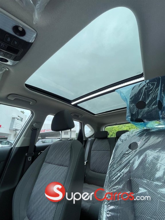 2027 Kia Seltos Luxury — foto 7 / 8
