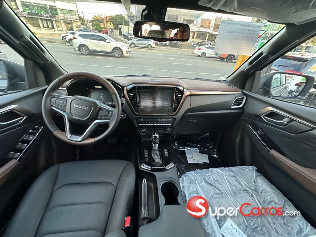 2026 Isuzu DMAX LSE — foto 7 / 9