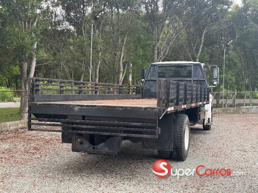 2015 International Durastar 4300 — foto 4 / 12