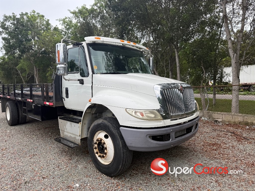 2015 International Durastar 4300 — foto 6 / 12