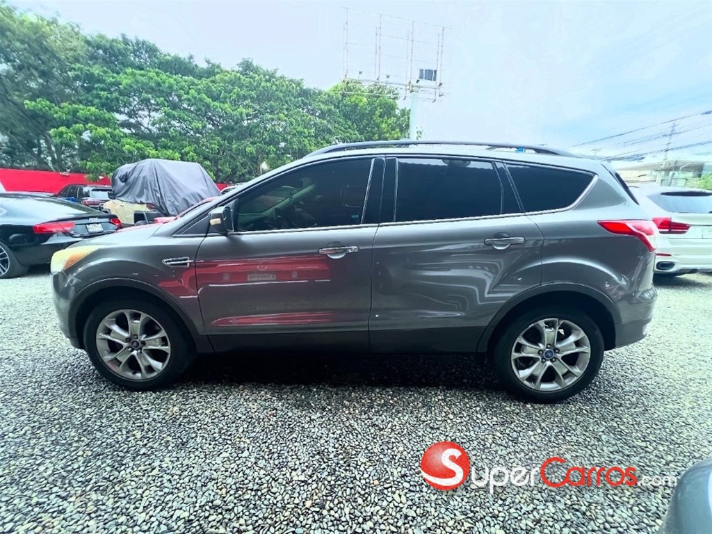 2013 Ford Escape SEL Ecoboost — foto 7 / 9