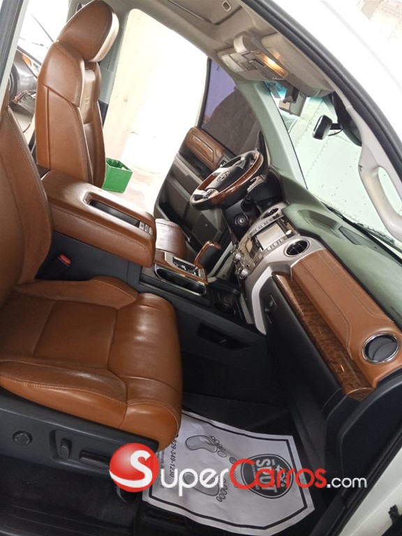 2018 Toyota Tundra Edition 1794 — foto 8 / 11