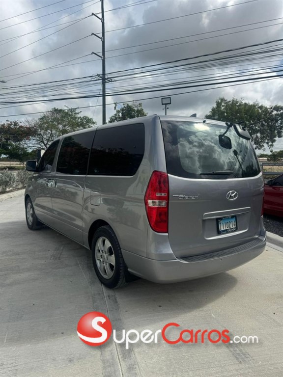 2019 Hyundai Starex — foto 5 / 9